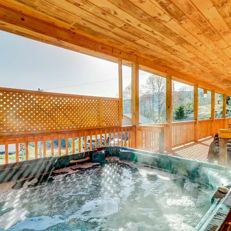 4 Bed 3 Bath Vacation Home In Bryson City